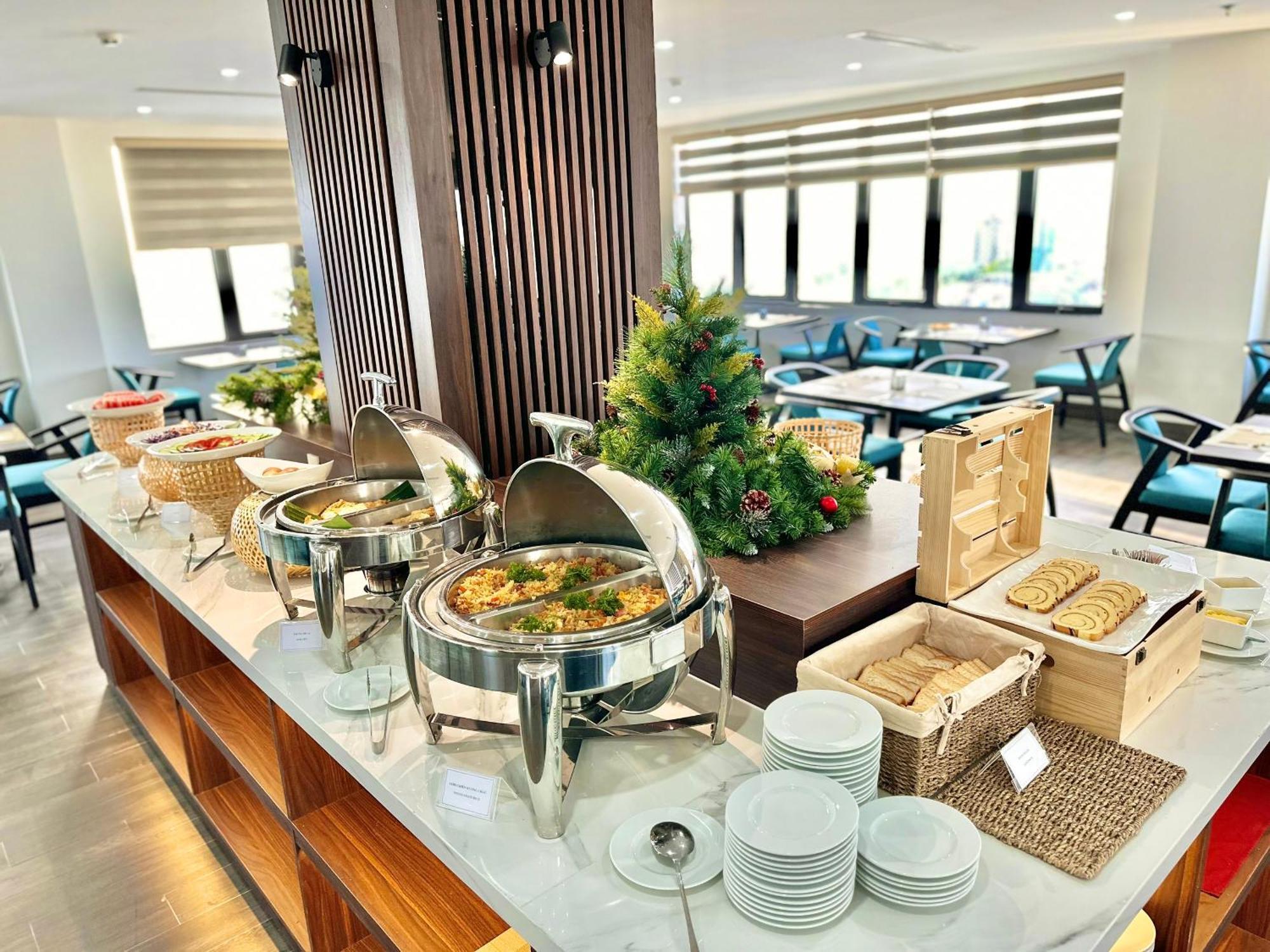 Vian Hotel And Spa Danang Buitenkant foto