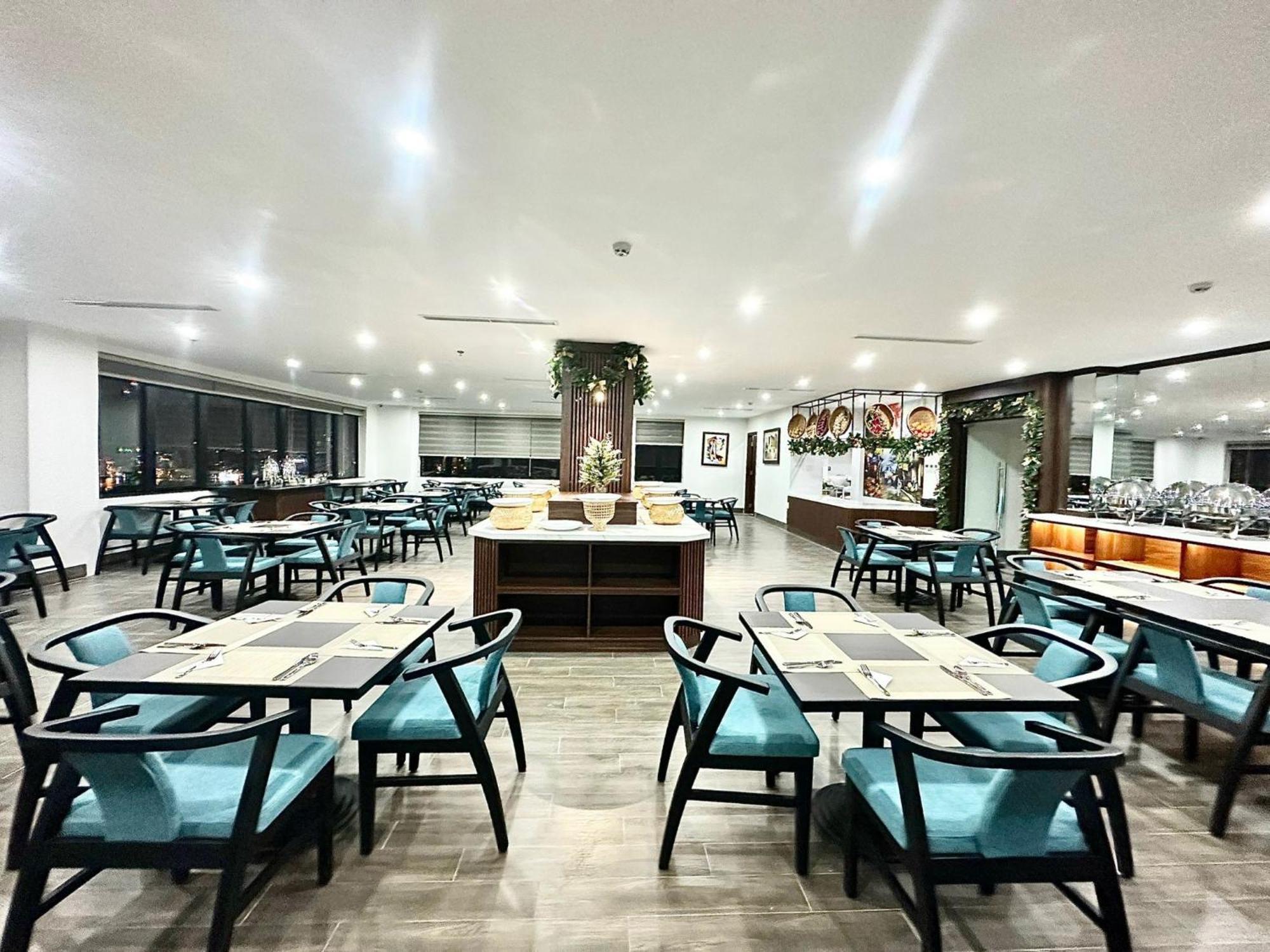Vian Hotel And Spa Danang Buitenkant foto