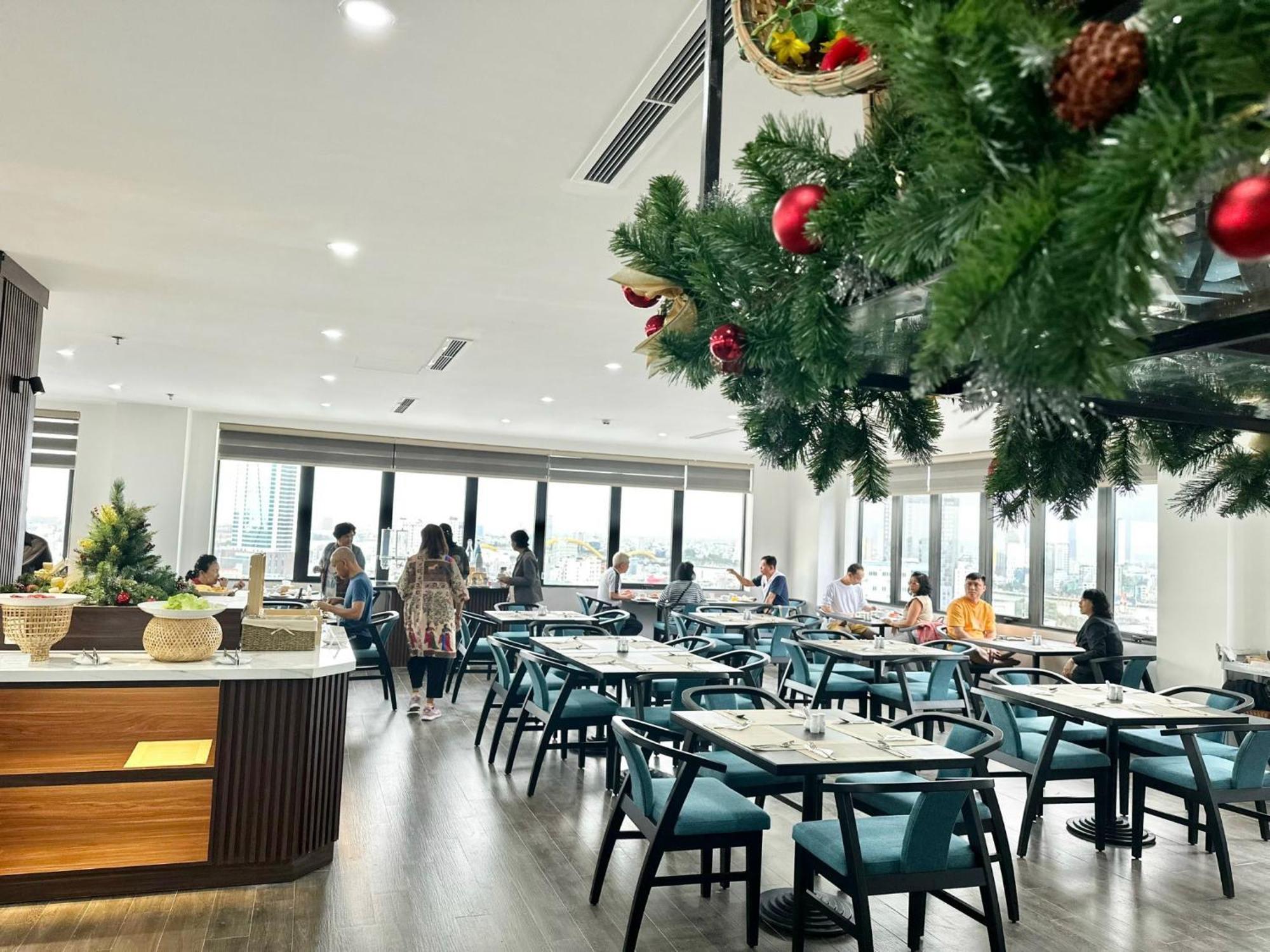 Vian Hotel And Spa Danang Buitenkant foto