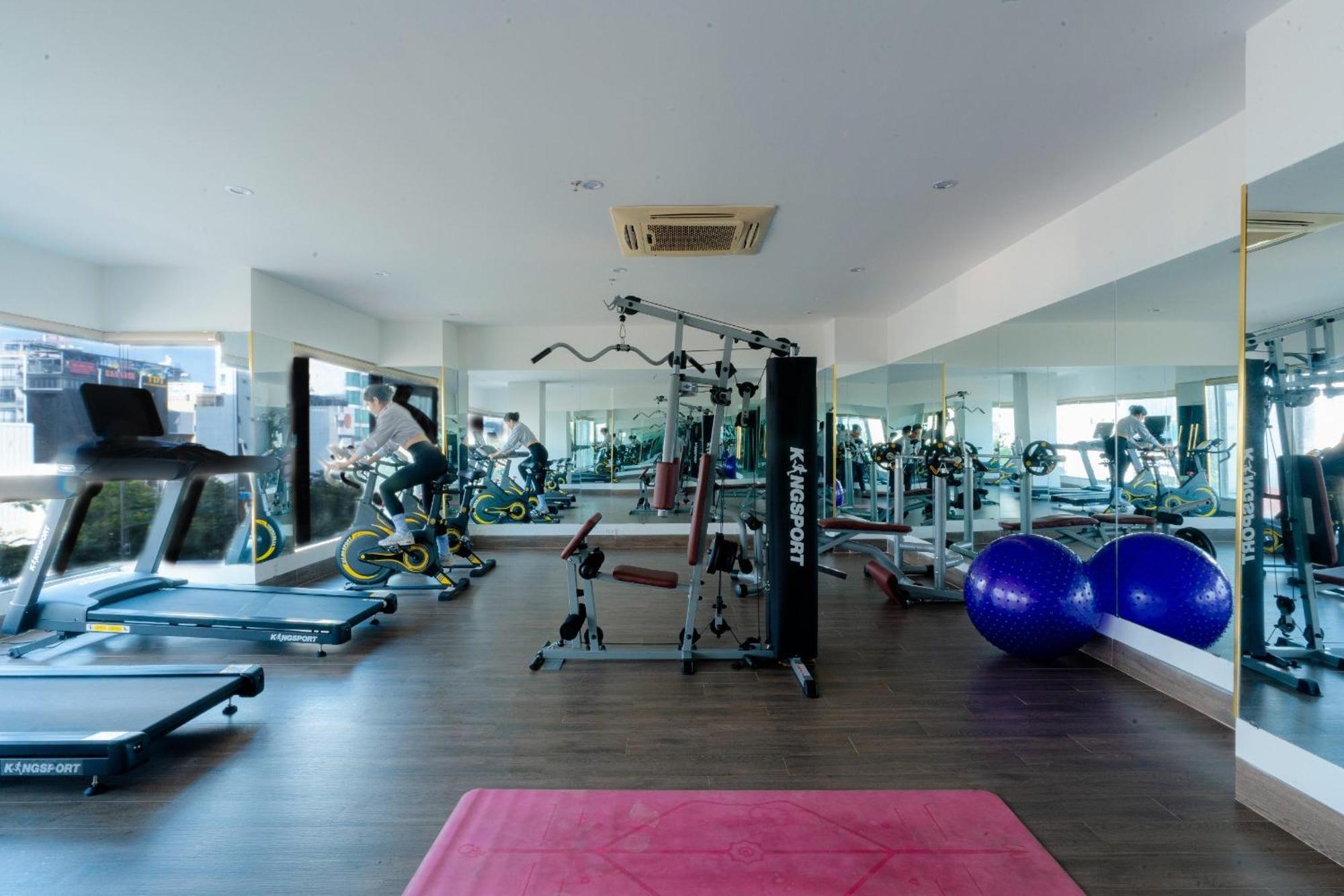 Vian Hotel And Spa Danang Buitenkant foto